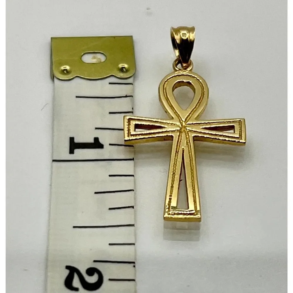14k Gold Ankh or Egyptian Cross Pendant